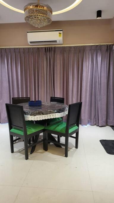 Apartment 2 Bhk Well Furnished Indore