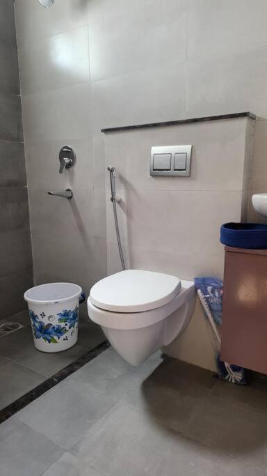 Apartment 2 Bhk Well Furnished